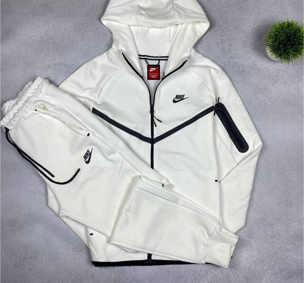 Tuta Nike Tech