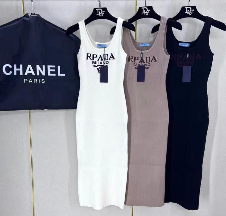 2x1 VESTITO PRADA